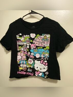 2023 Hello Kitty Womens M Medium 36” Black Graphic Tee T Shirt Cut Off Cropped
